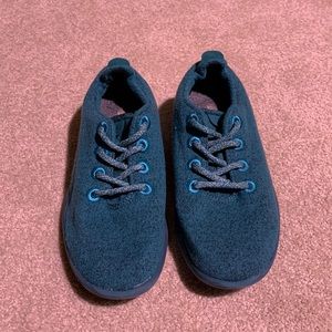 Allbirds size 7 wool runners